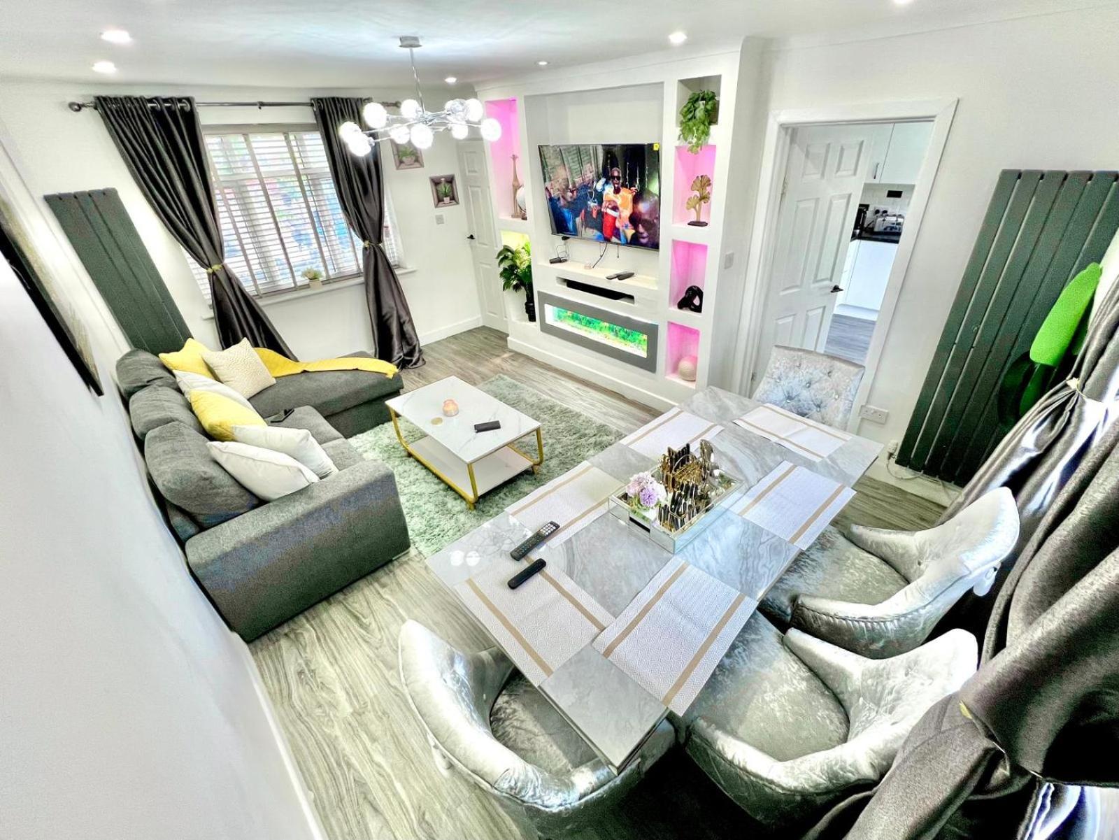 Home Away From Home Bury  Esterno foto